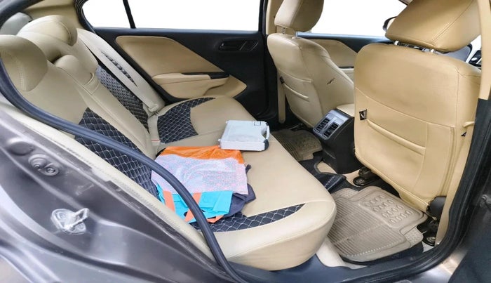 2015 Honda City 1.5L I-VTEC SV, Petrol, Manual, 1,98,438 km, interior