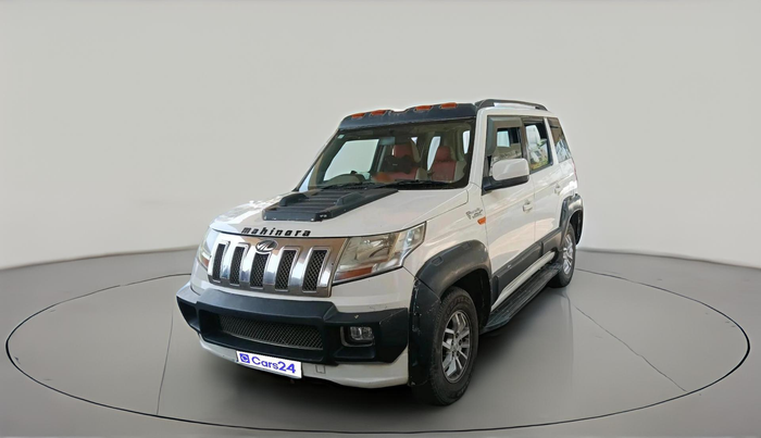 2016 Mahindra TUV300 T8 AMT, Diesel, Automatic, 1,50,333 km, exterior