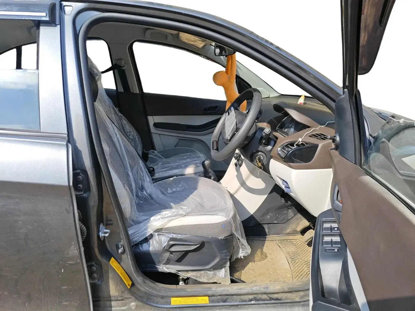 2025 Tata TIGOR XT iCNG, CNG, Manual, 3,559 km, interior