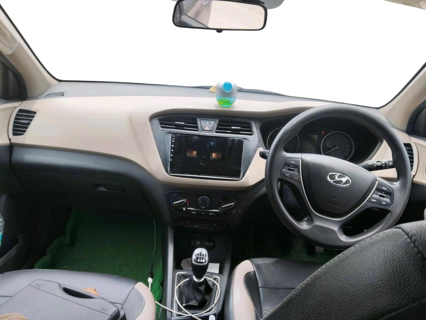 2017 Hyundai Elite i20 SPORTZ 1.4 CRDI, Diesel, Manual, 61,628 km, interior