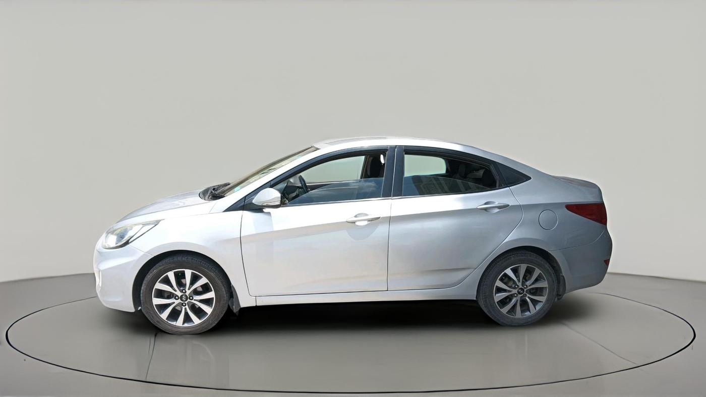 2014 Hyundai Verna FLUIDIC 1.6 CRDI SX, Diesel, Manual, 88,619 km, exterior