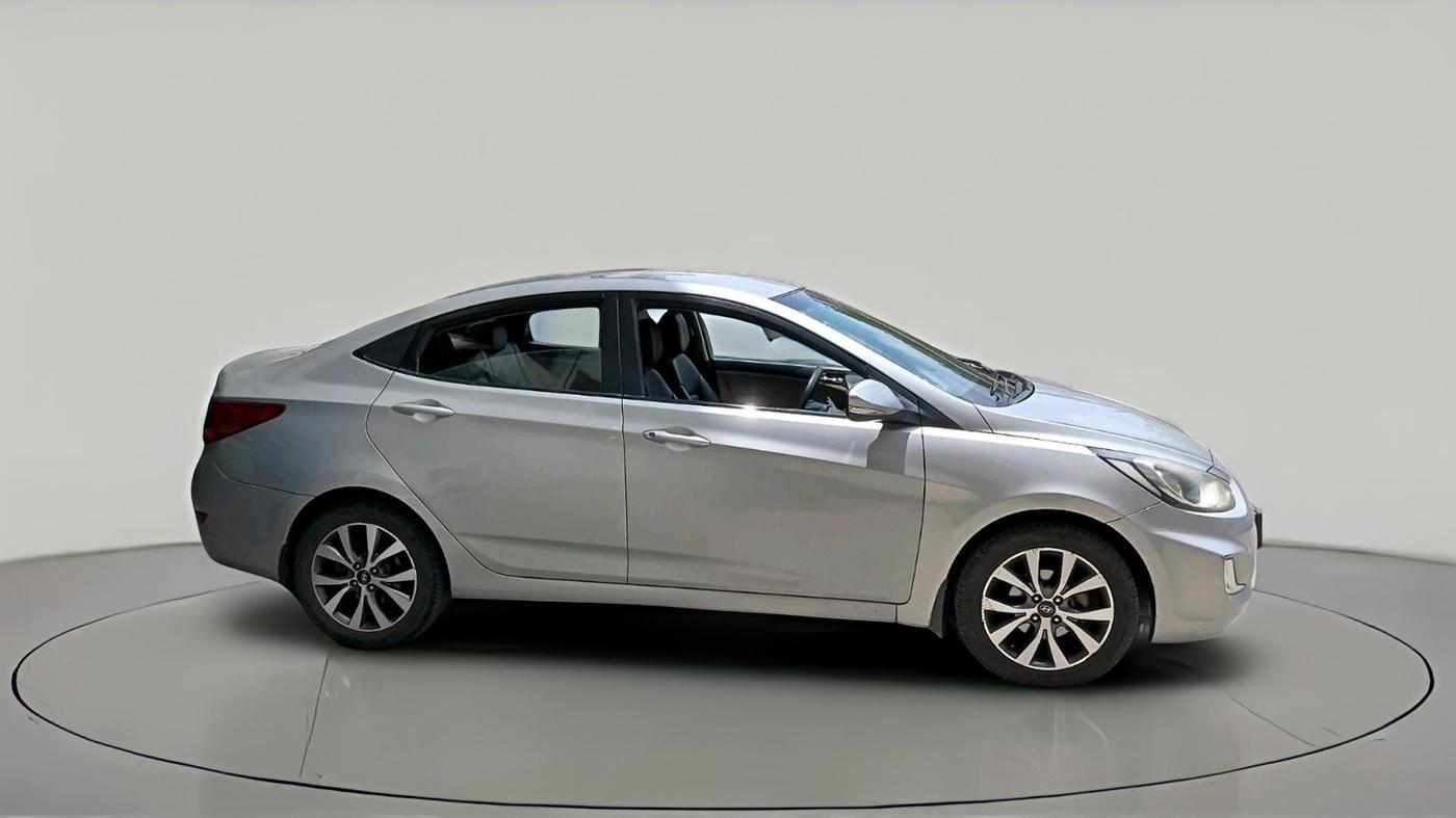 2014 Hyundai Verna FLUIDIC 1.6 CRDI SX, Diesel, Manual, 88,619 km, exterior