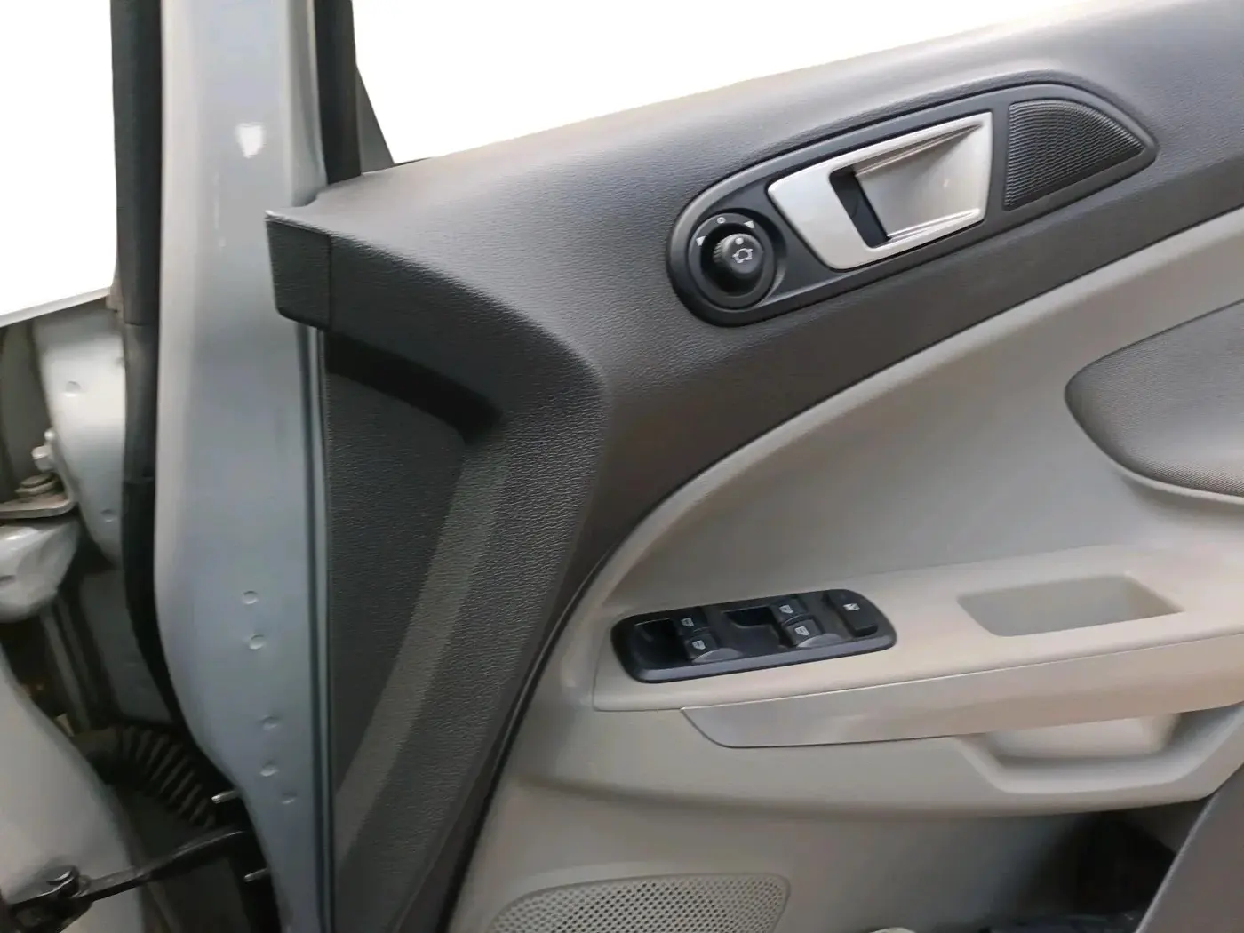 2014 Ford Ecosport TITANIUM 1.5L PETROL AT, Petrol, Automatic, 39,487 km, interior