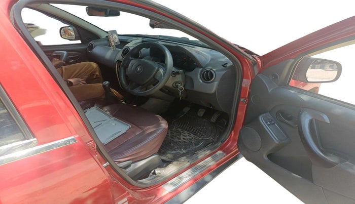 2015 Renault Duster 85 PS RXE DIESEL, Diesel, Manual, 1,08,837 km, interior