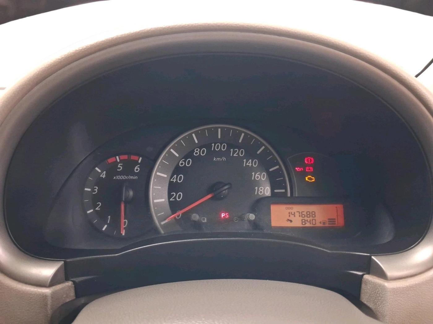 2012 Nissan Micra XV PREMIUM DIESEL, Diesel, Manual, 1,47,688 km, interior