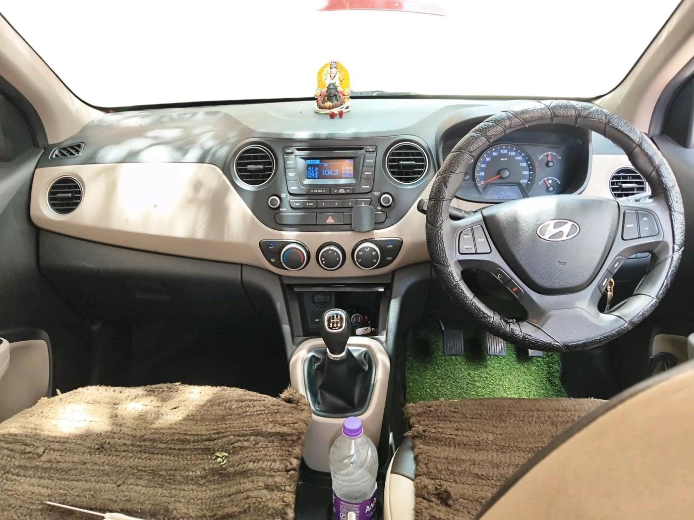 2014 Hyundai Xcent S (O) 1.2, Petrol, Manual, 50,157 km, interior