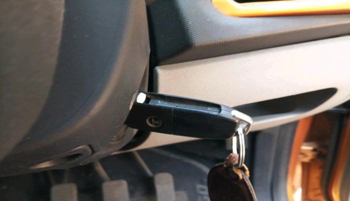 2018 Tata Tiago XZ PETROL, Petrol, Manual, 54,944 km, interior