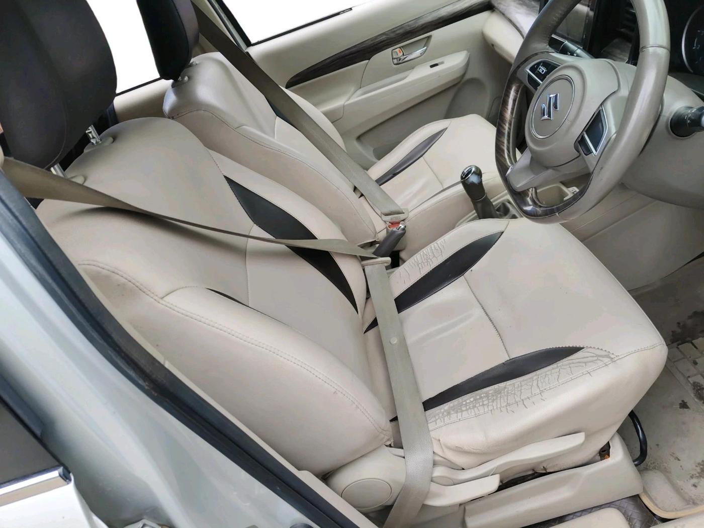 2019 Maruti Ertiga ZXI+ SHVS, CNG, Manual, 1,26,420 km, interior