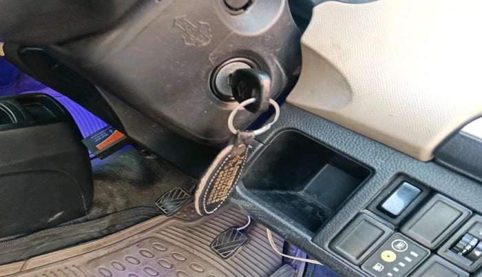 2018 Maruti Wagon R 1.0 LXI CNG, CNG, Manual, 74,973 km, interior