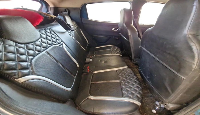 2019 Renault Kwid RXT 1.0 AMT, Petrol, Automatic, 57,987 km, interior