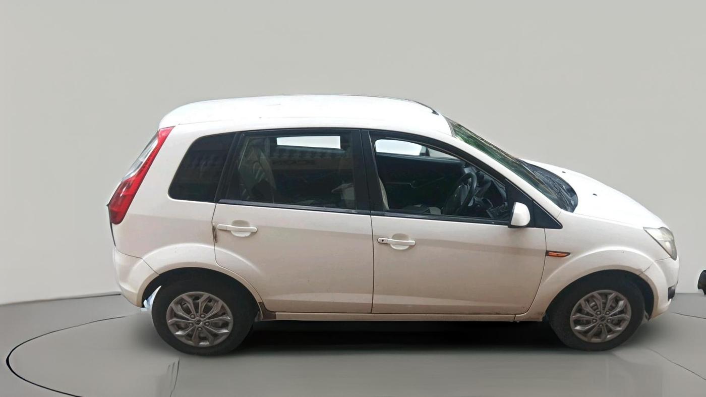 2012 Ford Figo LXI 1.4 DIESEL, Diesel, Manual, 1,20,499 km, exterior