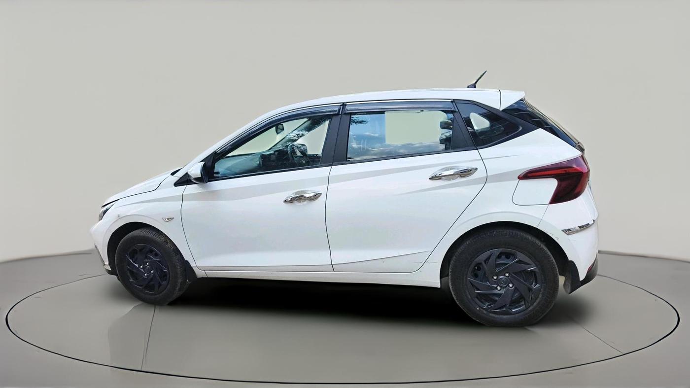 2022 Hyundai NEW I20 MAGNA 1.2 MT, Petrol, Manual, 42,408 km, exterior