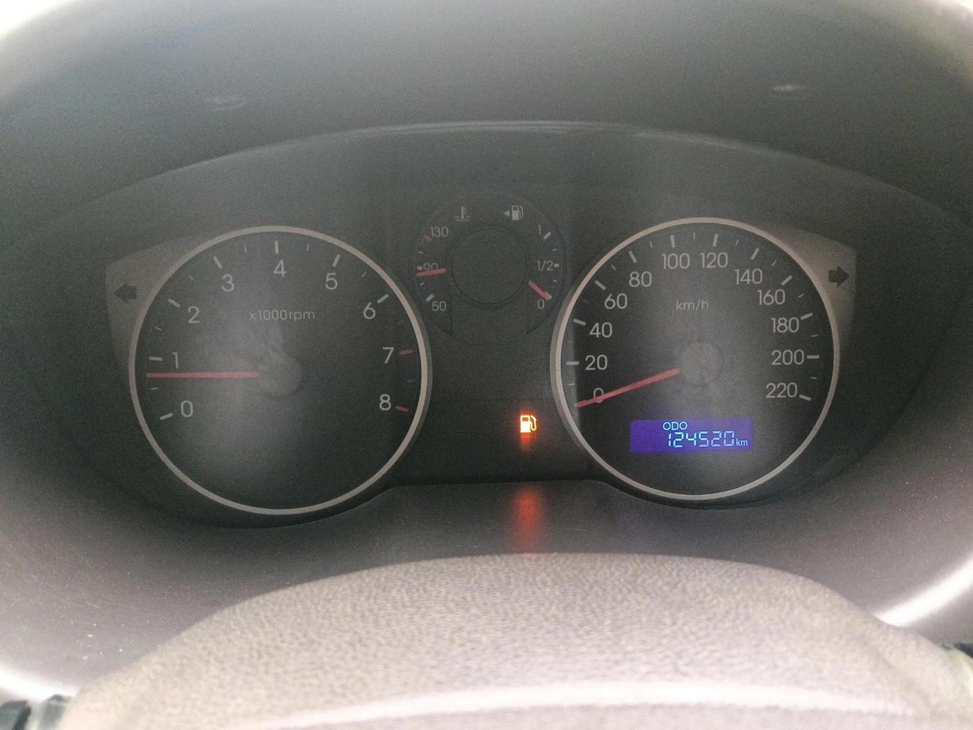 2011 Hyundai i20 MAGNA (O) 1.2, Petrol, Manual, 1,24,520 km, interior