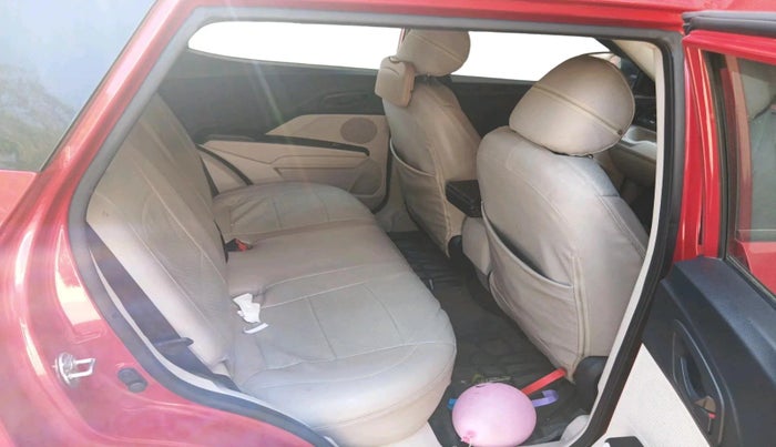 2021 Mahindra XUV300 W6 1.5 DIESEL AMT, Diesel, Automatic, 42,348 km, interior