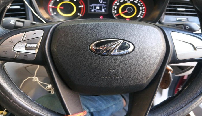 2021 Mahindra XUV300 W6 1.5 DIESEL AMT, Diesel, Automatic, 42,348 km, interior