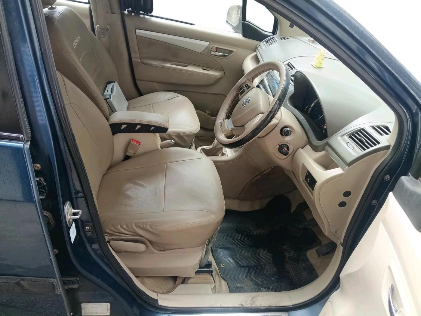 2016 Maruti Ertiga VXI, CNG, Manual, 93,589 km, interior