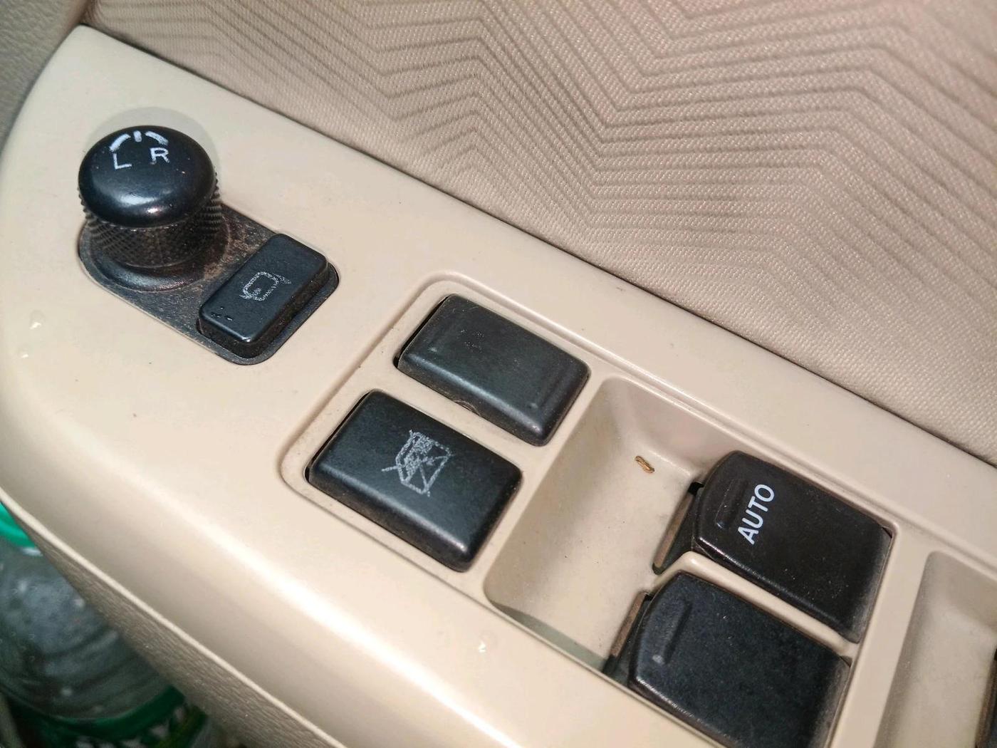 2016 Maruti Ertiga VXI, CNG, Manual, 93,589 km, interior