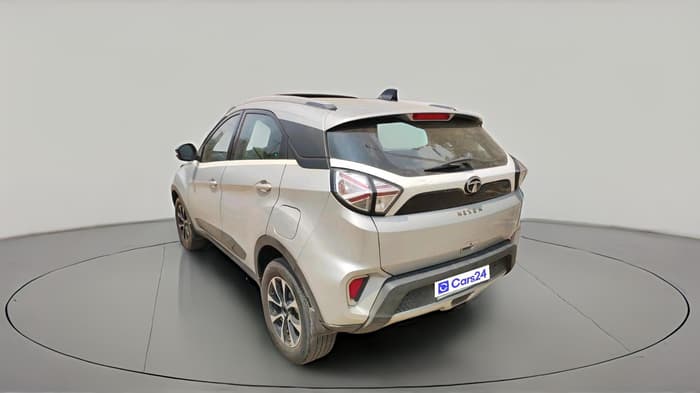 2020 Tata NEXON XZA PLUS (O) DIESEL, Diesel, Automatic, 1,04,319 km, exterior