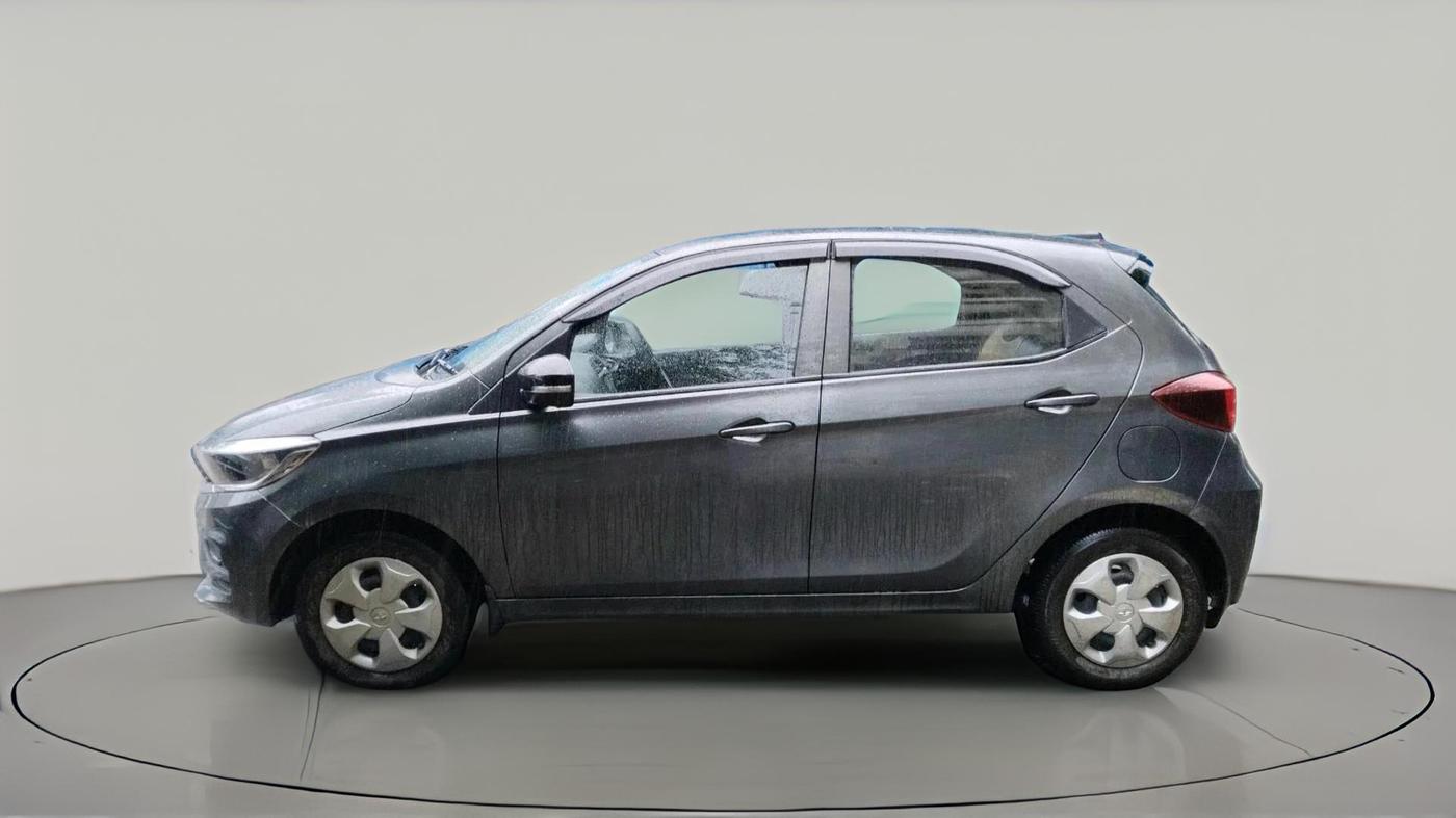2022 Tata Tiago XT CNG, CNG, Manual, 33,109 km, exterior