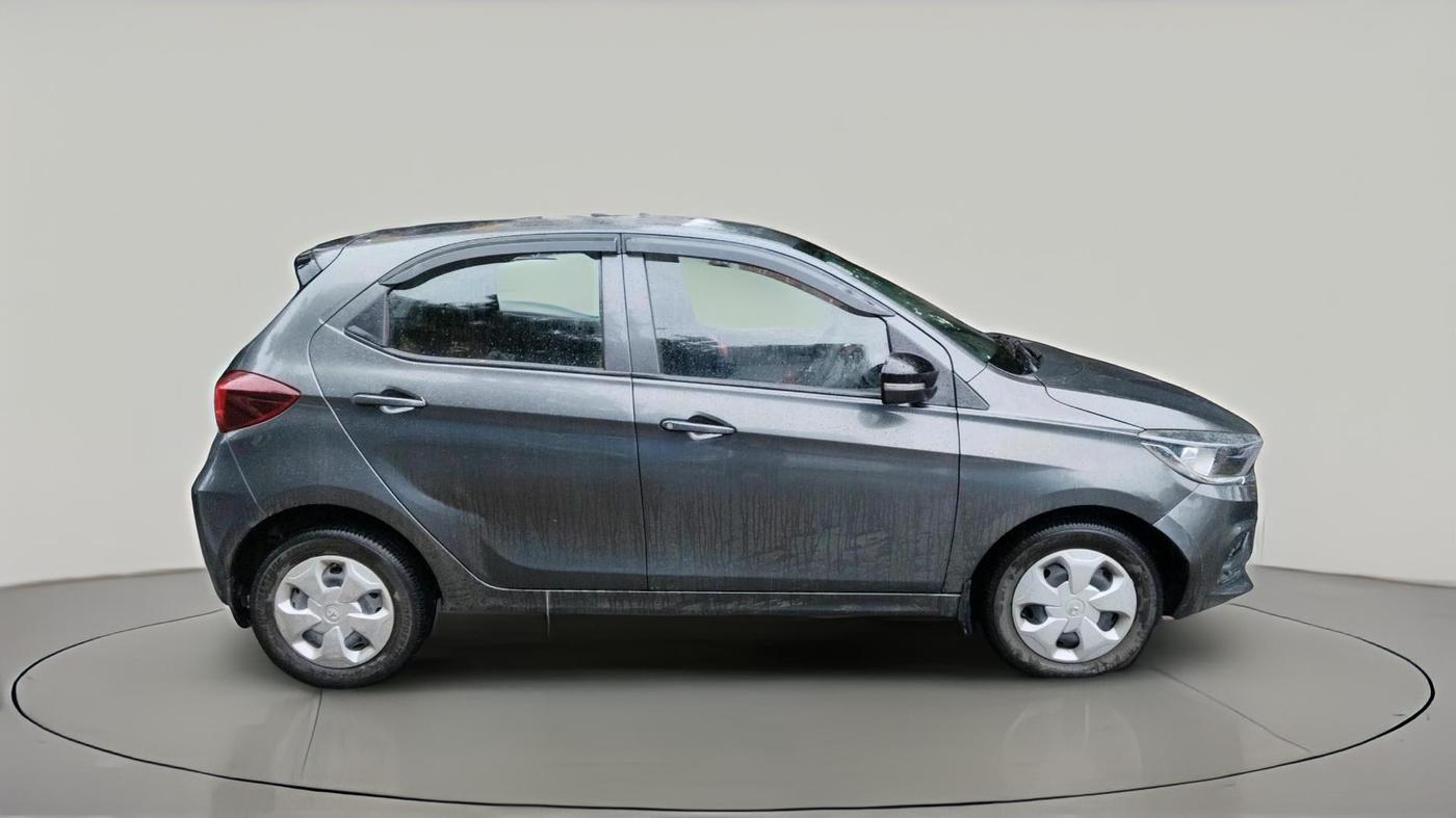 2022 Tata Tiago XT CNG, CNG, Manual, 33,109 km, exterior