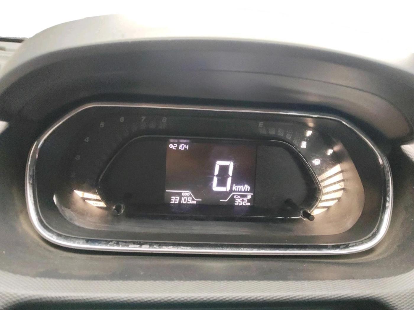 2022 Tata Tiago XT CNG, CNG, Manual, 33,109 km, interior