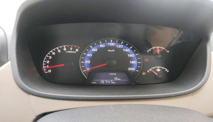 2014 Hyundai Xcent S (O) 1.2, Petrol, Manual, 15,747 km, interior