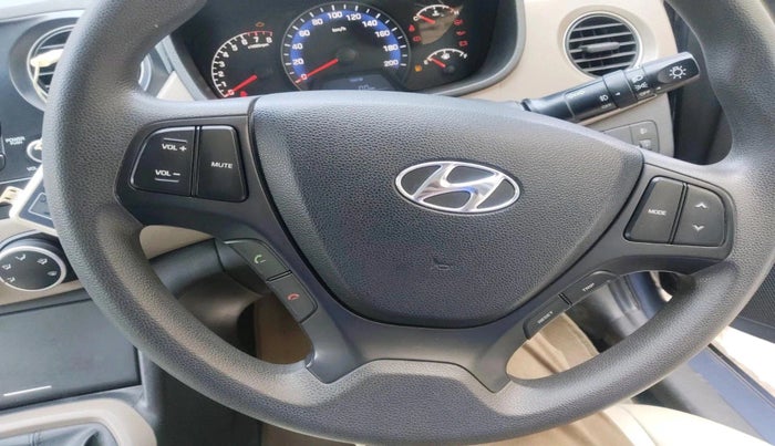 2014 Hyundai Xcent S (O) 1.2, Petrol, Manual, 15,747 km, interior