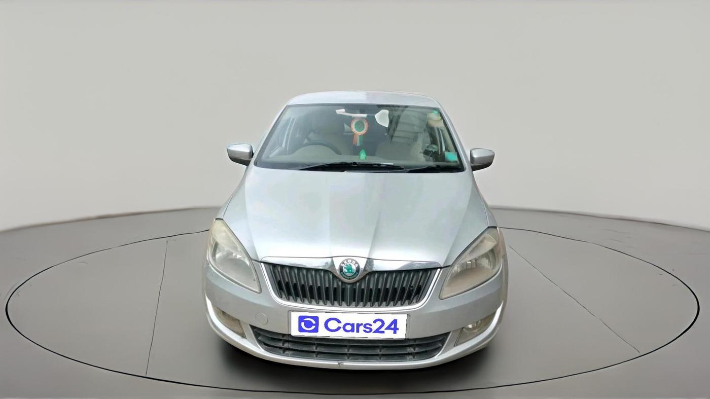 2014 Skoda Rapid AMBITION 1.6 TDI CR MT, Diesel, Manual, 1,09,273 km, exterior