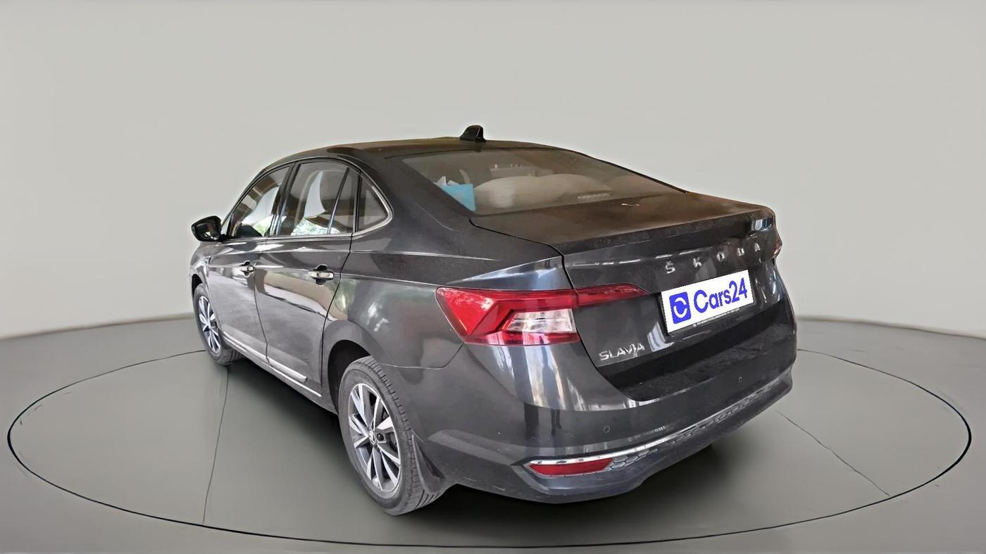 2022 Skoda SLAVIA STYLE 1.0L TSI MT, Petrol, Manual, 26,318 km, exterior