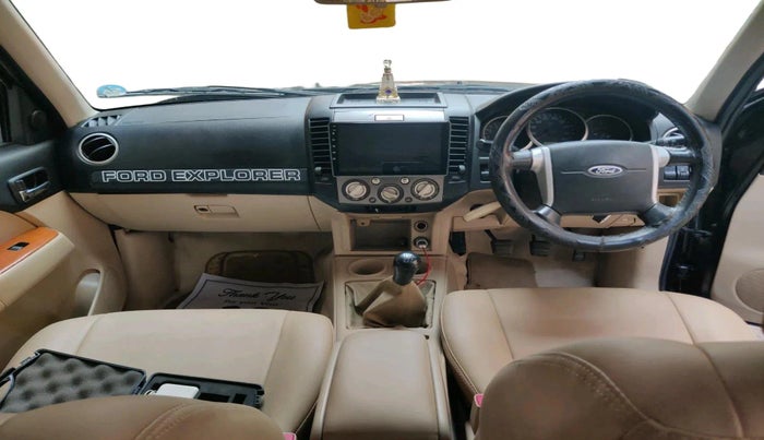 2011 Ford Endeavour 2.5L 4X2 MT, Diesel, Manual, 1,11,531 km, interior