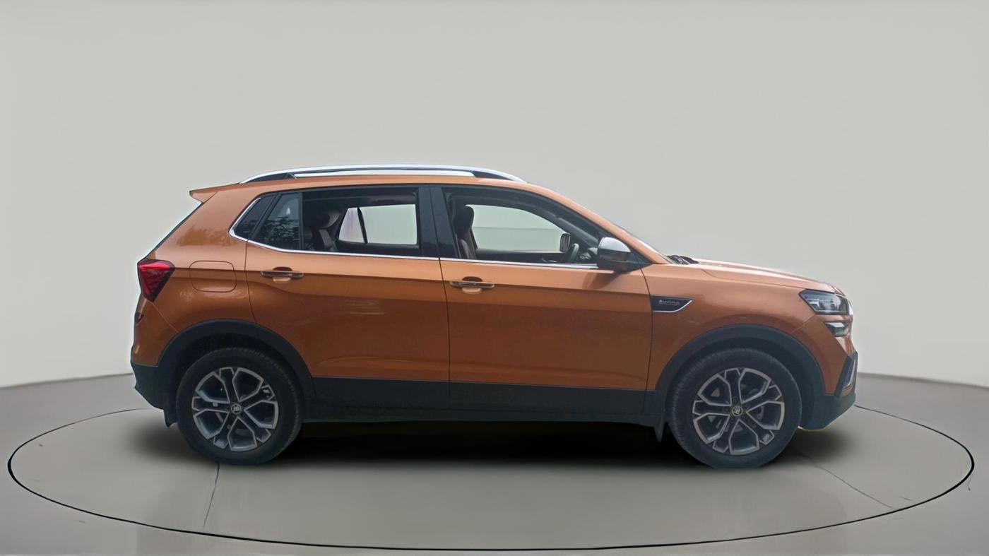2023 Skoda KUSHAQ STYLE 1.0L TSI AT, Petrol, Automatic, 3,252 km, exterior