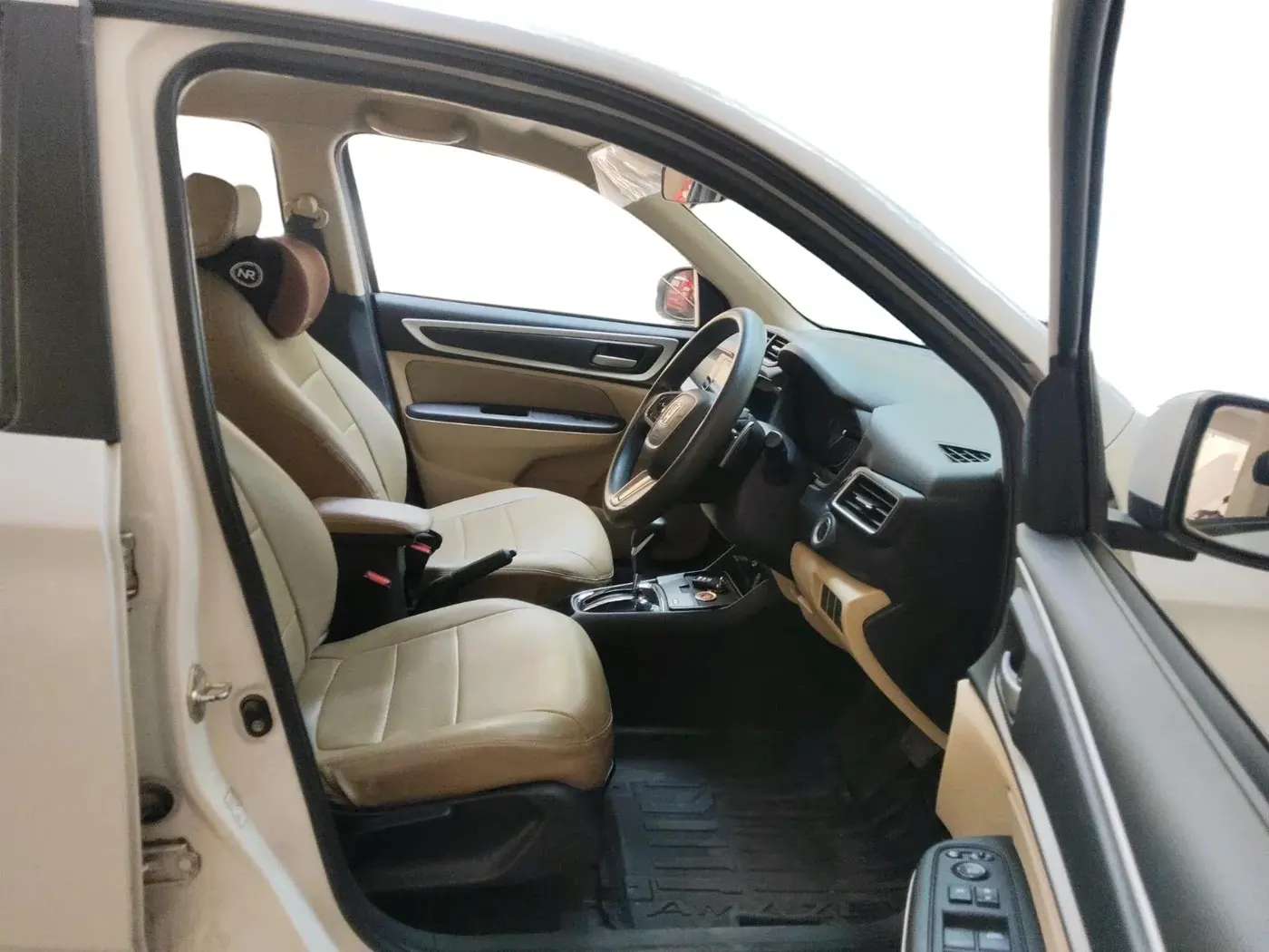 2023 Honda Amaze 1.2L I-VTEC VX CVT, Petrol, Automatic, 21,346 km, interior