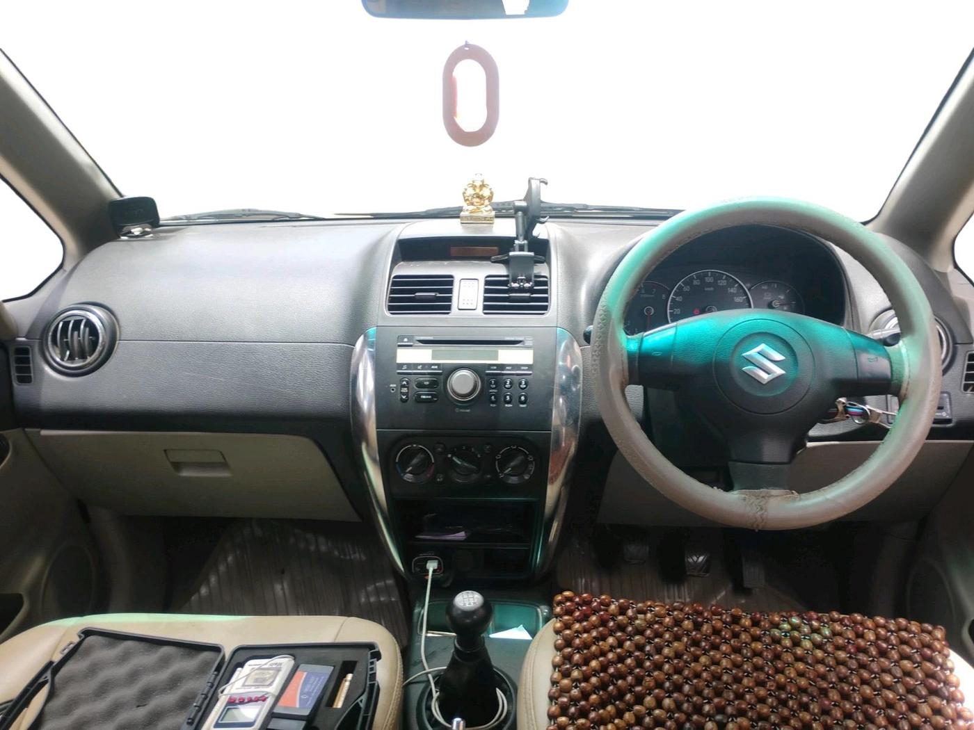 2013 Maruti SX4 VXI CNG, CNG, Manual, 1,28,494 km, interior