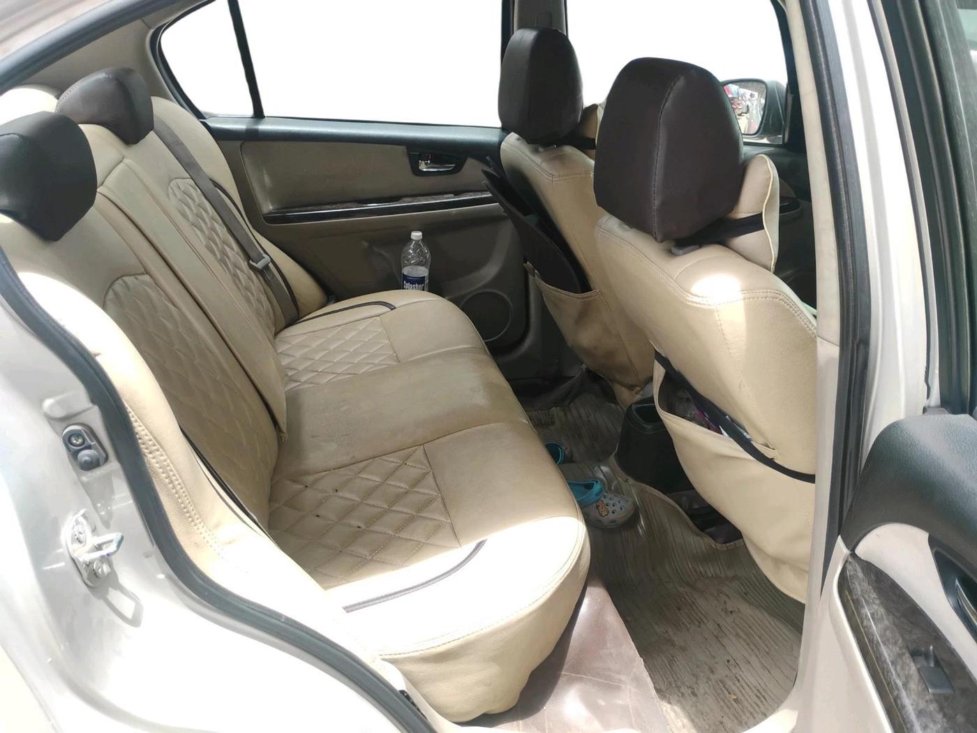 2013 Maruti SX4 VXI CNG, CNG, Manual, 1,28,494 km, interior