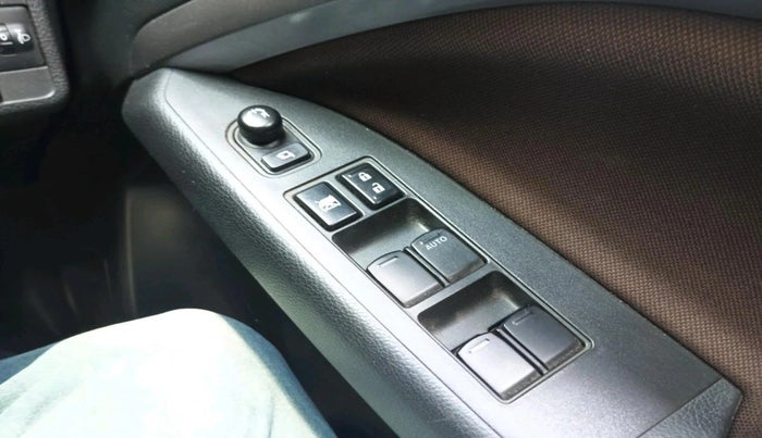 2023 Maruti BREZZA ZXI AT SMART HYBRID, Petrol, Automatic, 14,864 km, interior