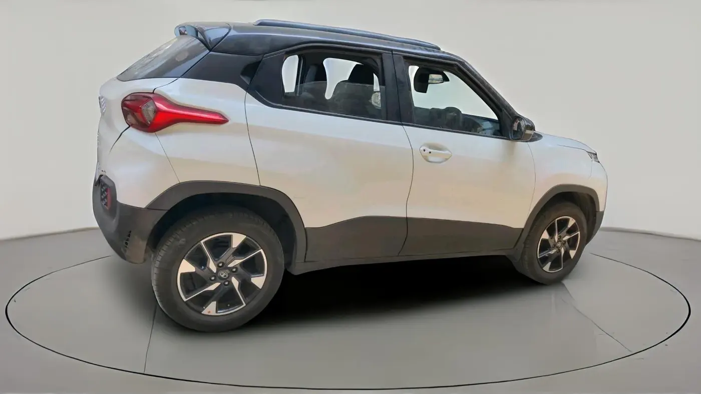 2023 Tata PUNCH CREATIVE  1.2 RTN DUAL TONE, Petrol, Manual, 20,691 km, exterior