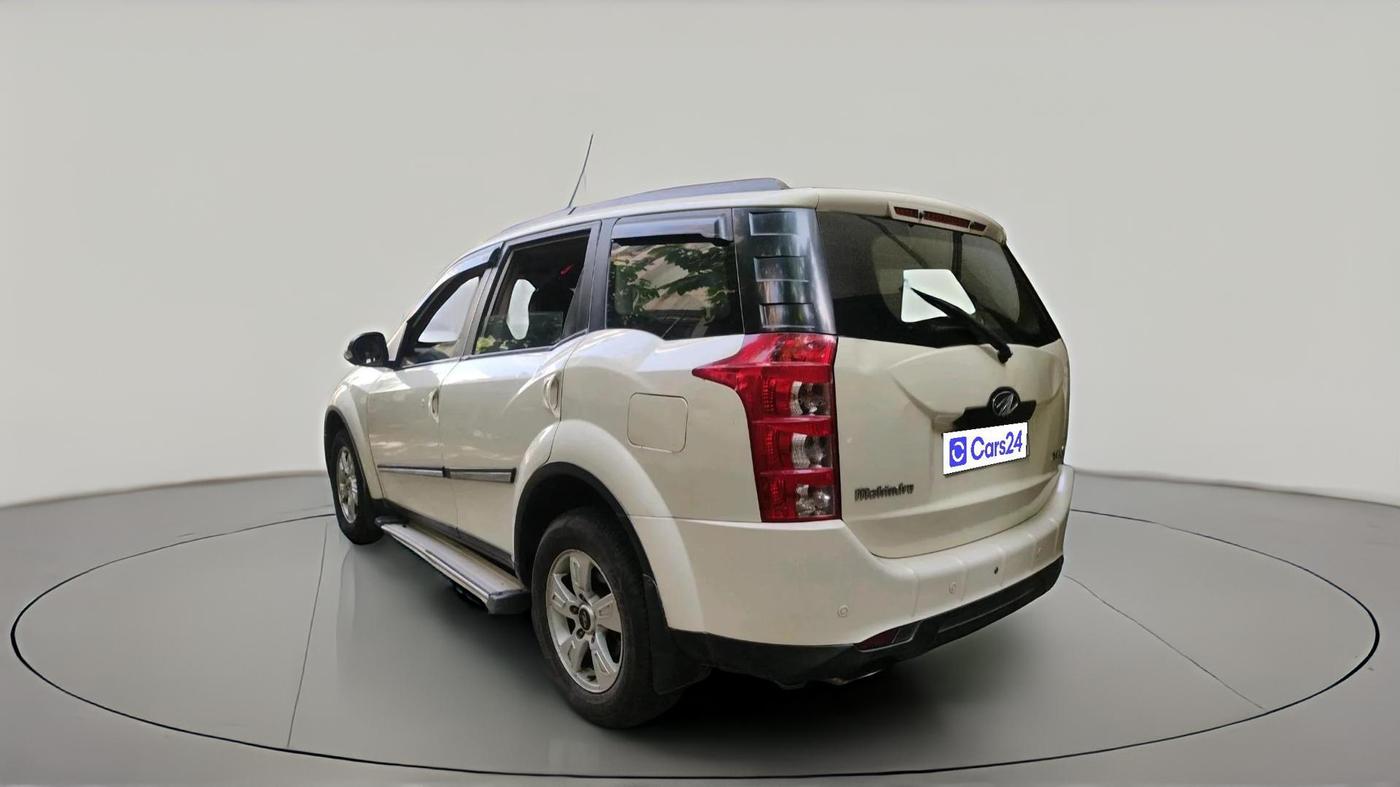 2012 Mahindra XUV500 W8 AWD, Diesel, Manual, 1,06,597 km, exterior