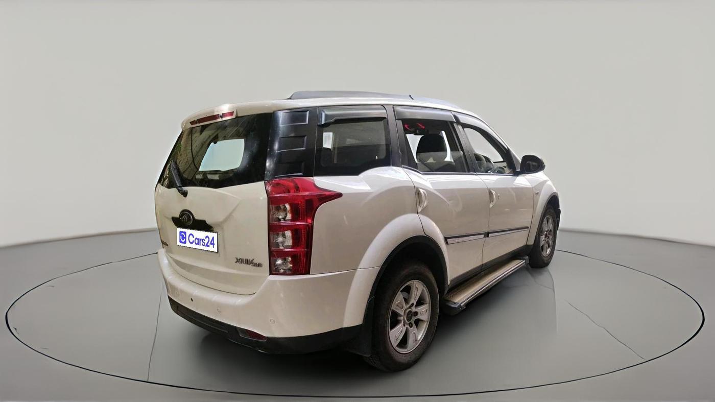 2012 Mahindra XUV500 W8 AWD, Diesel, Manual, 1,06,597 km, exterior