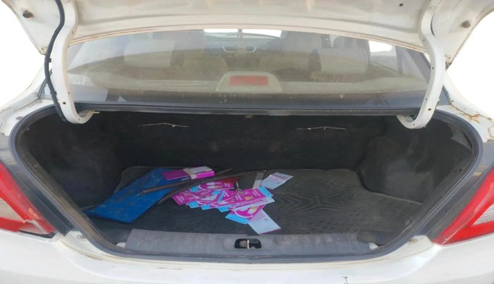 2013 Maruti Swift Dzire VDI, Diesel, Manual, 1,62,693 km, exterior