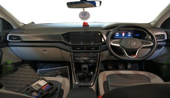 2022 Volkswagen TAIGUN TOPLINE 1.0 TSI MT, Petrol, Manual, 23,287 km, interior