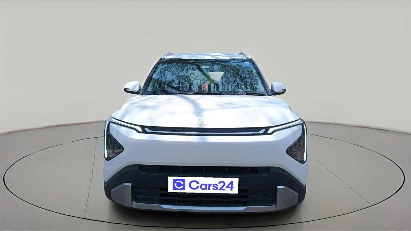 2025 KIA Carens Clavis HTK 1.5 Petrol MT, Petrol, Manual, 5,433 km, exterior