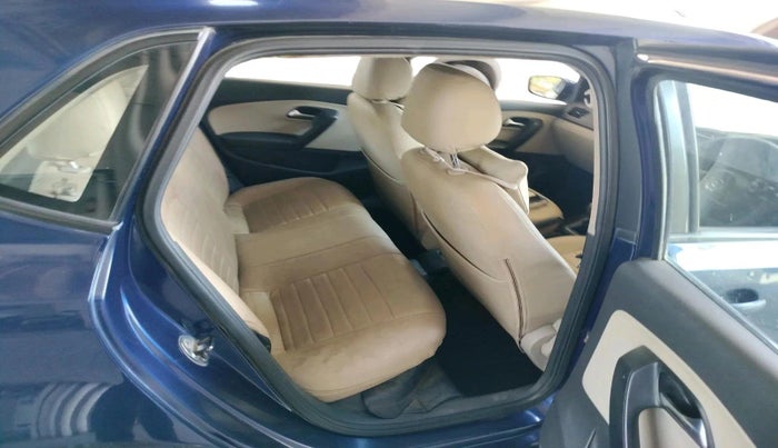 2013 Volkswagen Polo COMFORTLINE 1.2L, Diesel, Manual, 97,114 km, interior