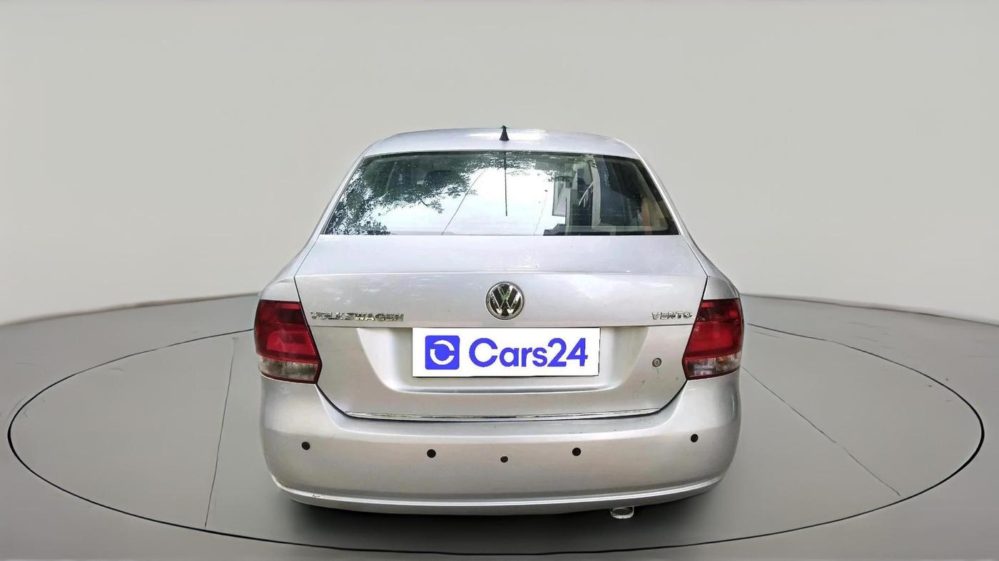 2011 Volkswagen Vento HIGHLINE 1.6 MPI, CNG, Manual, 89,199 km, exterior