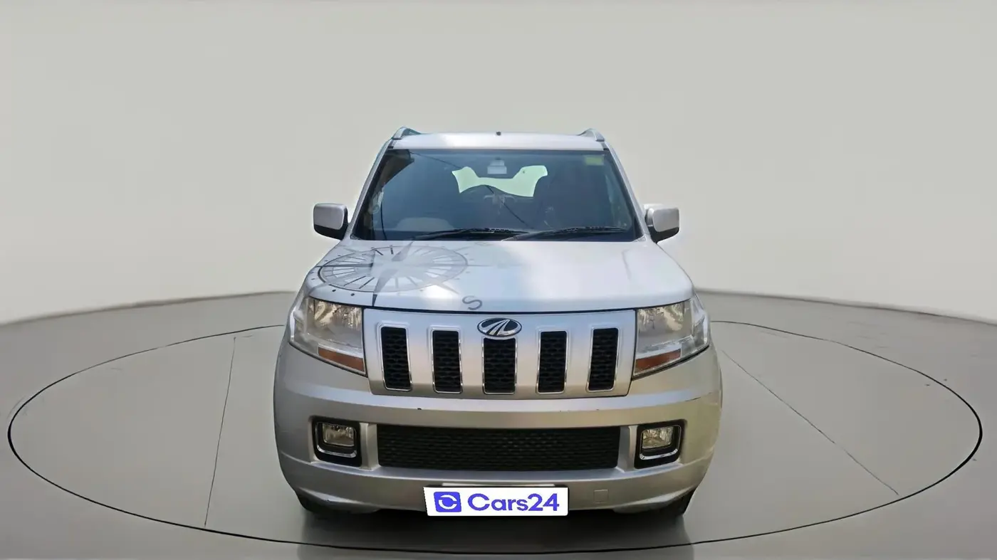 2016 Mahindra TUV300 T8, Diesel, Manual, 1,45,626 km, exterior