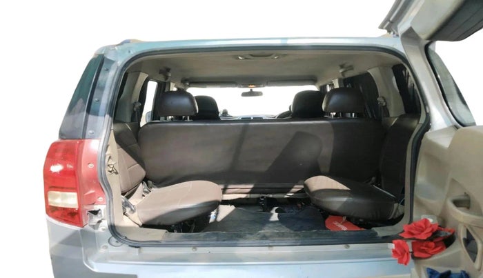 2016 Mahindra TUV300 T8, Diesel, Manual, 1,45,626 km, exterior