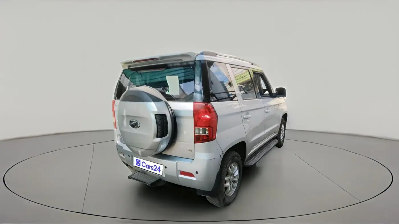 2016 Mahindra TUV300 T8, Diesel, Manual, 1,45,626 km, exterior