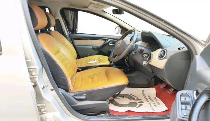 2013 Renault Duster 110 PS RXZ DIESEL, Diesel, Manual, 1,42,919 km, interior
