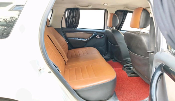 2013 Renault Duster 110 PS RXZ DIESEL, Diesel, Manual, 1,42,919 km, interior