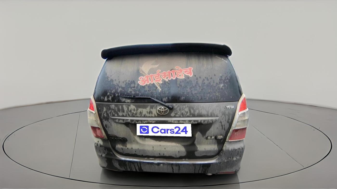 2013 Toyota Innova 2.5 GX 8 STR, Diesel, Manual, 1,54,515 km, exterior
