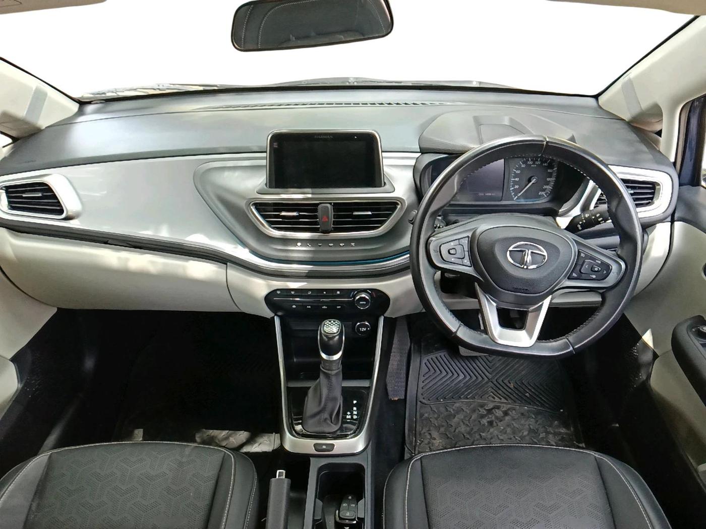 2023 Tata ALTROZ XZA PLUS, Petrol, Automatic, 14,500 km, interior